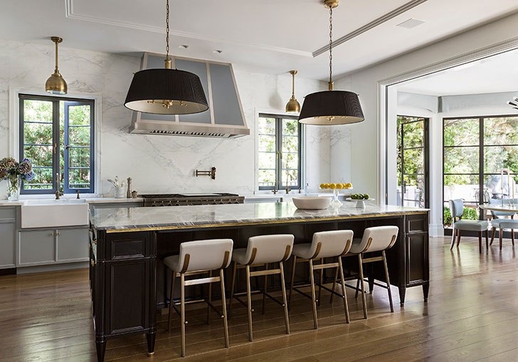 Дом в Лос-Анджелесе, вдохновленный архитектурой старой Европы Дом в Лос-Анджелесе, вдохновленный архитектурой старой Европы