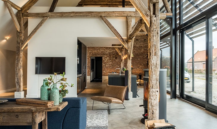 Когда-то фермерский дом с коровником, сегодня стильное жилье