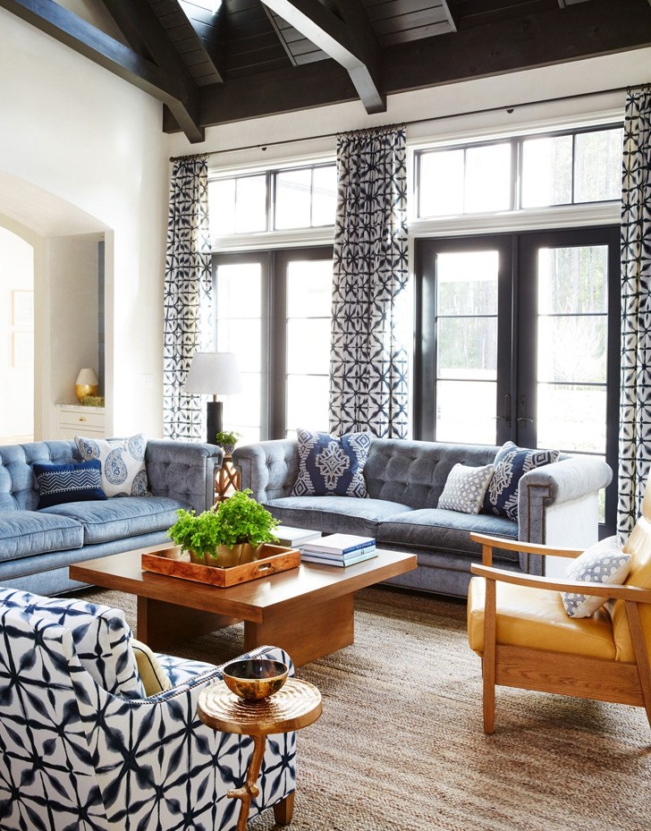 Игра цвета и принтов в интерьере дома во Флориде