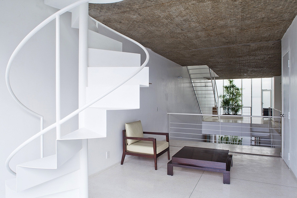 Светлый дом с живой растительностью в Хошимине Светлый дом с живой растительностью в Хошимине