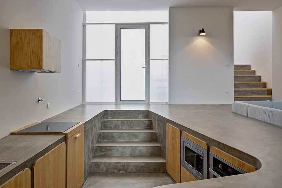 Функциональный дом для холостяка в Португалии