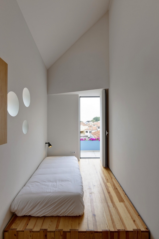 Функциональный дом для холостяка в Португалии