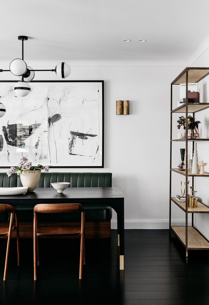 Стильный черно-белый интерьер дома в Австралии