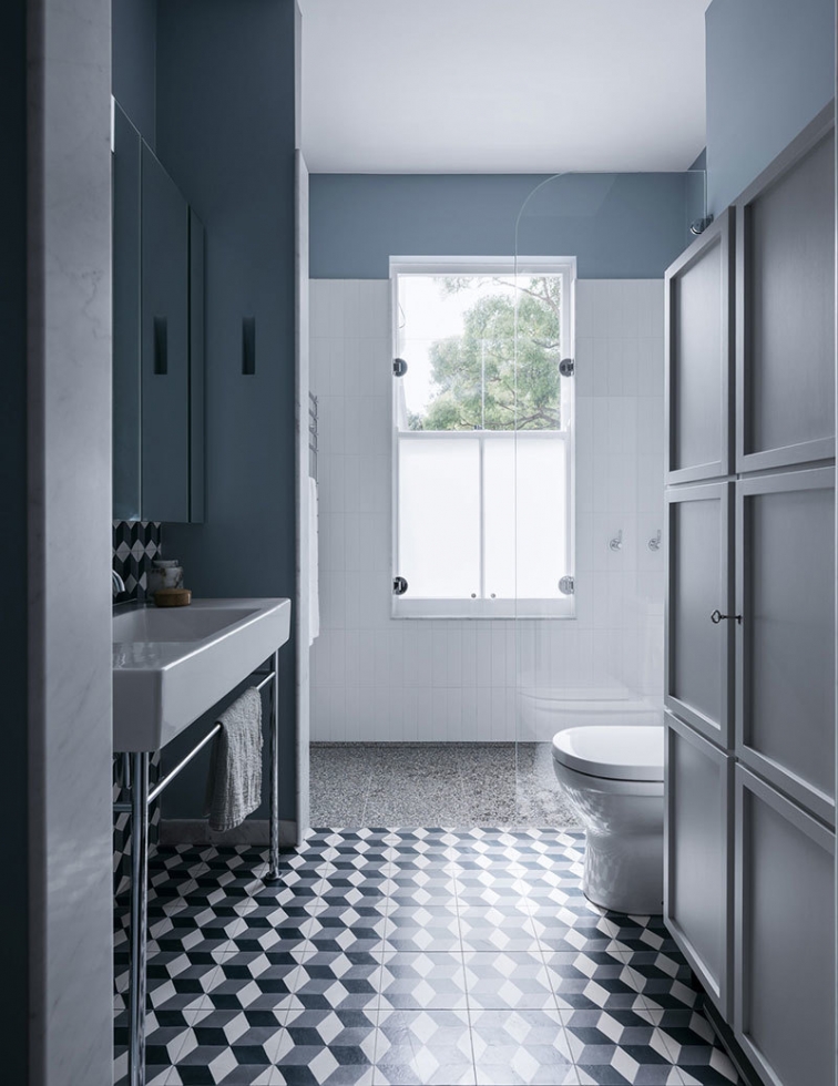 Дом с террасой в Сиднее: благородные тона и изысканные природные мотивы