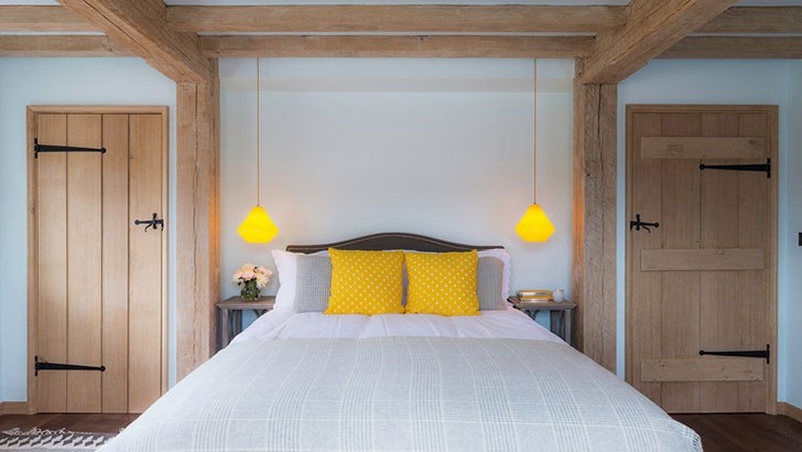 Милый английский домик в заповеднике дикой природы