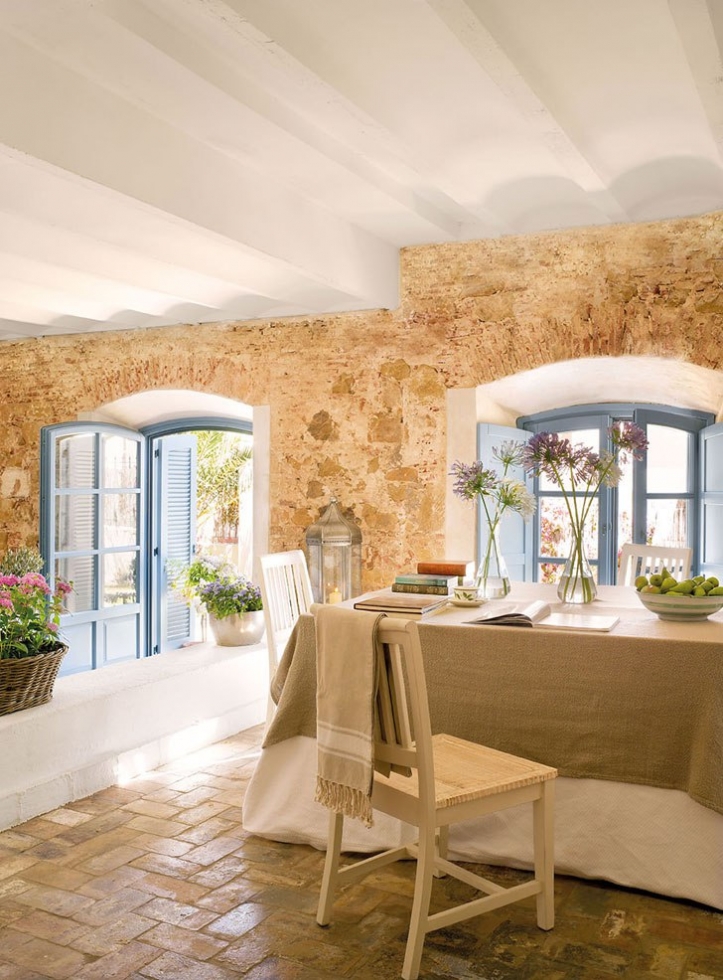 Дом в испанской глубинке, который очаровывает с первой фотографии