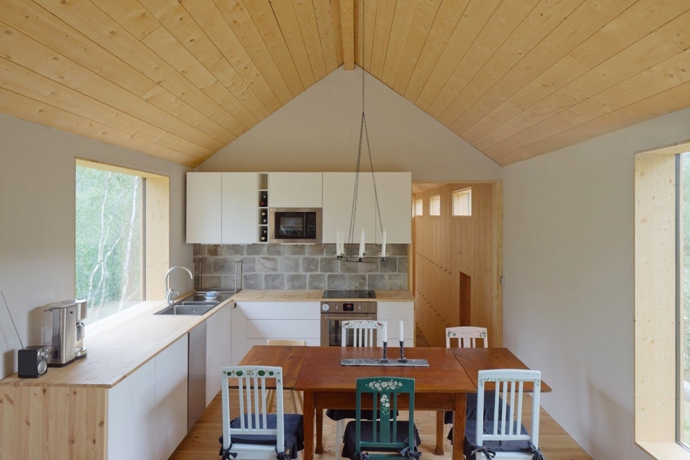 Современный дом из дерева в Швеции