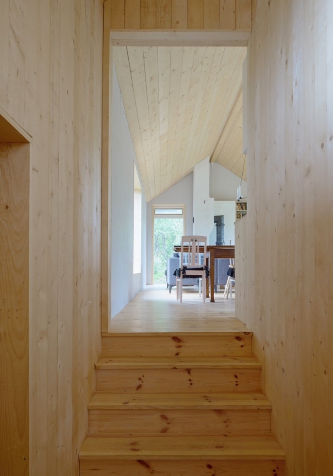 Современный дом из дерева в Швеции