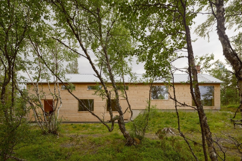 Современный дом из дерева в Швеции